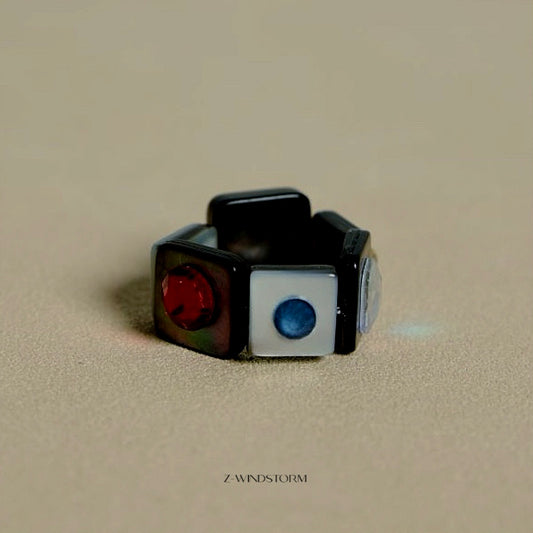 Cubic Stacking Ring